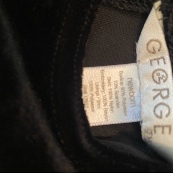 Newborn Party Dress w/Shoes & Tights - Picture 3 of 6